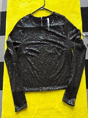 Kensie black sequinses blouse in size small